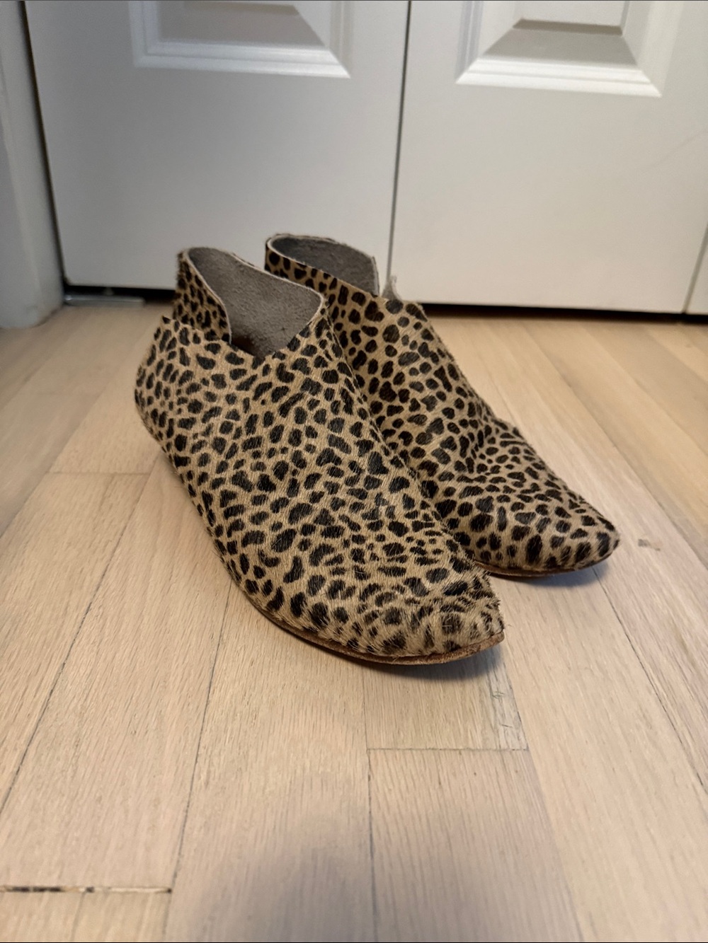 Sevilla Smith Women’s Leopard Calf Hair Leather Ankle Boot Shoes